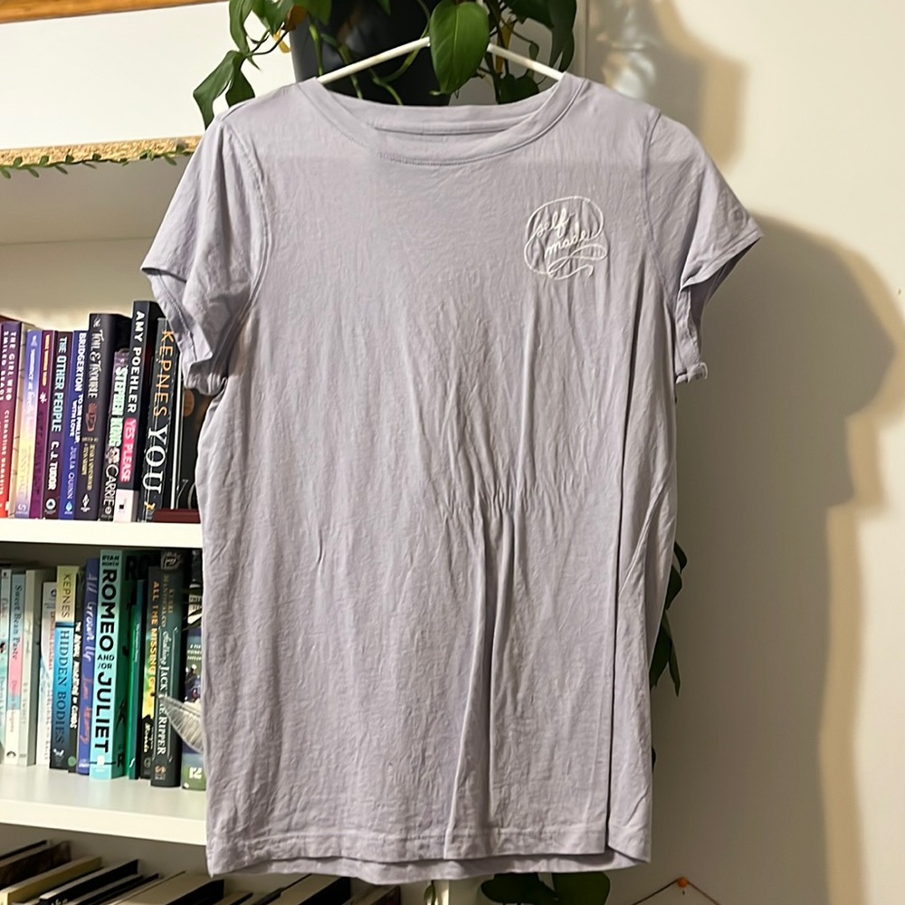 Universal Threads T-Shirt